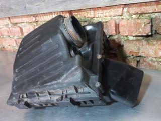 корпус воздушного фильтра Opel Insignia 1 поколение (A) (2008 - 2014), 1.8 л., бензин, 55560889