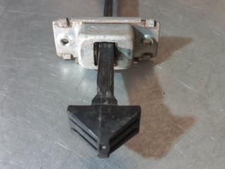 ограничитель открывания двери Mazda 3 BK 2005, седан