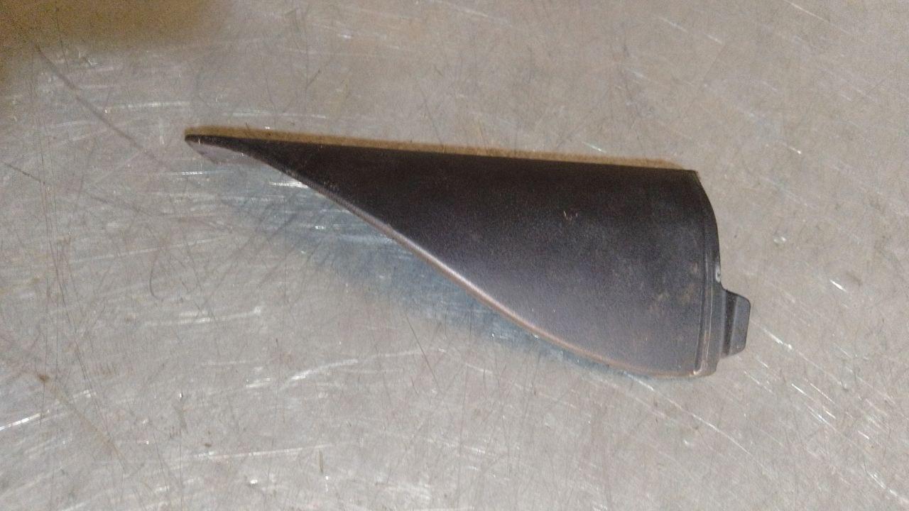 уголок двери внутренний задний левый Audi A6 Allroad Quattro C5 (2000 - 2006) - фото №1