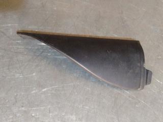 уголок двери внутренний задний левый Audi A6 Allroad Quattro C5 (2000 - 2006)