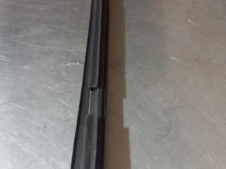 Уплотнитель стекла Volkswagen Passat B5 [рестайлинг] (2000 - 2005), 008367A