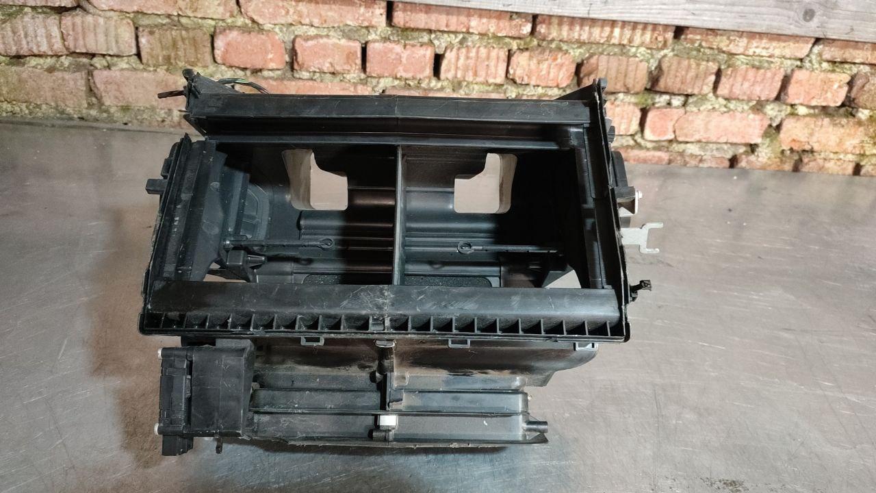 корпус отопителя (печки) Audi A8 D3/4E (2002 - 2005), 4E0820003M, 4431500234, 0132801369, 4F0820511B - фото №1