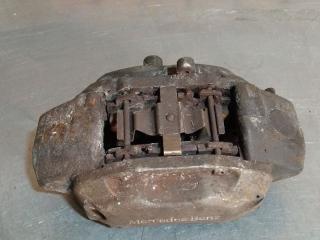 суппорт передний левый Mercedes-Benz M-Класс W163 (1997 - 2001), 20704503