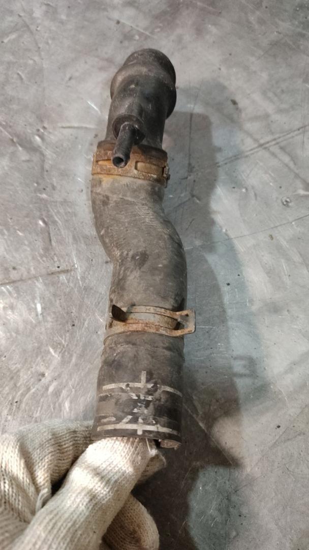 патрубок радиатора Audi A6 4B/C5 (1997 - 2001), 2.7 л., бензин, 1J0121087B - фото №1