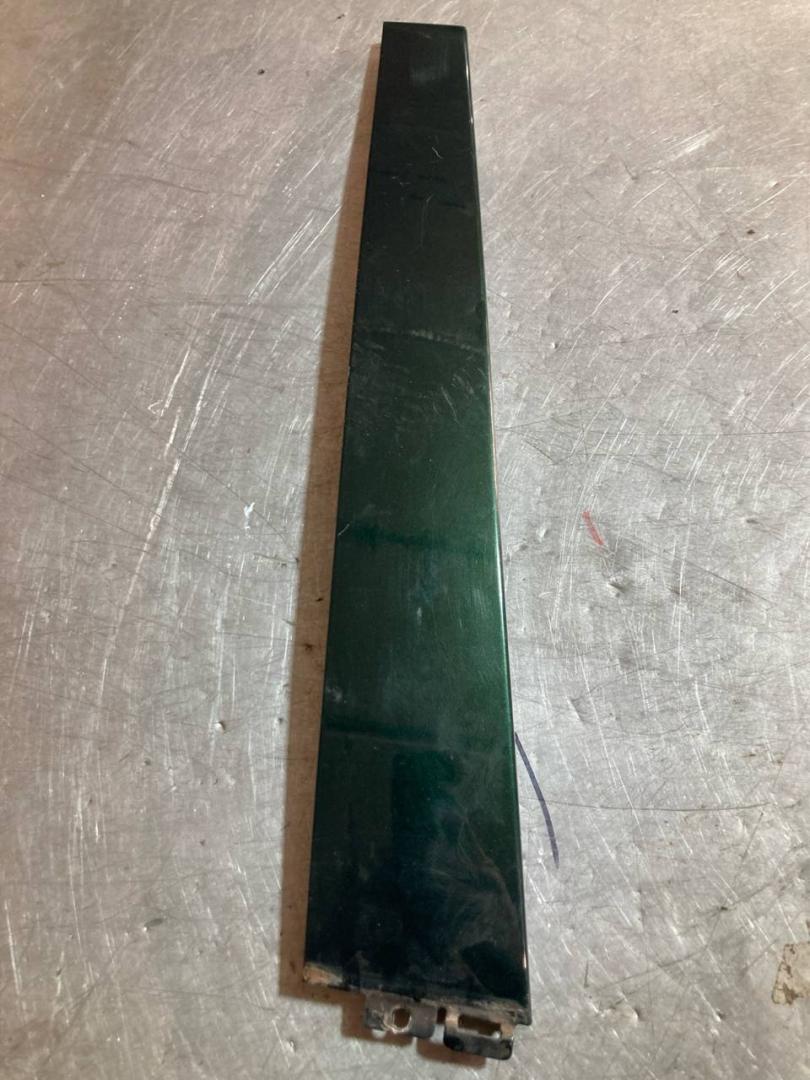 накладка двери (крышки) багажника Skoda Superb 1 поколение (2001 - 2006), 3B0839902H - фото №1