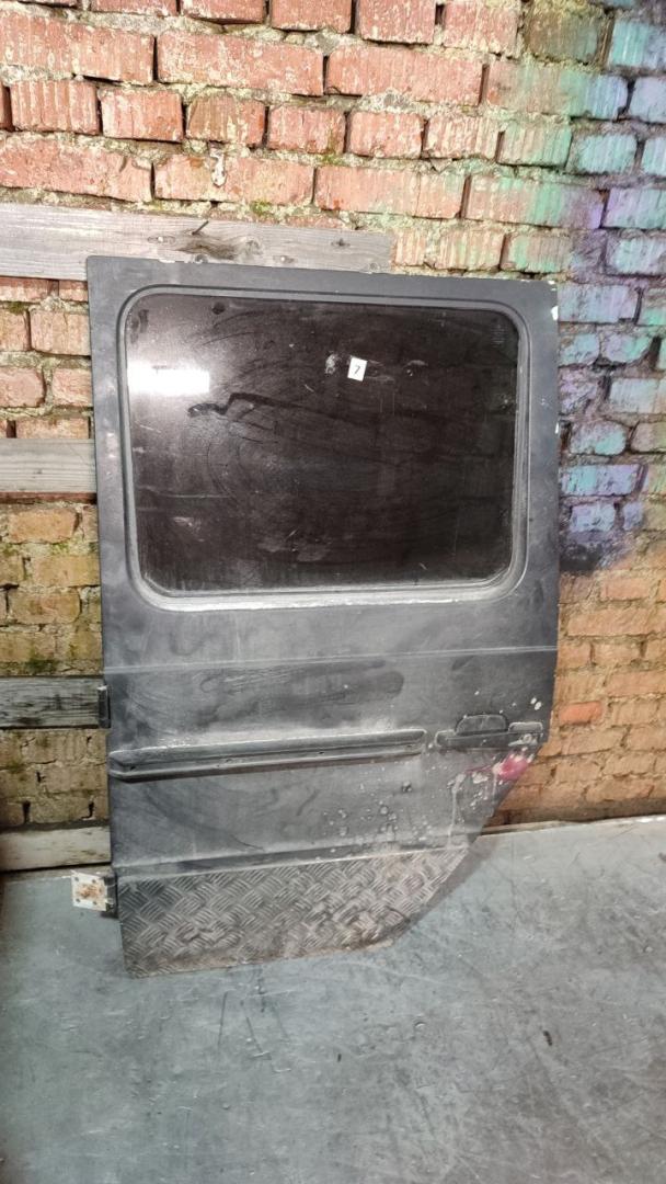 дверь задняя левая Mercedes-Benz G-Класс W460/W461 (1979 - 2009) - фото №1