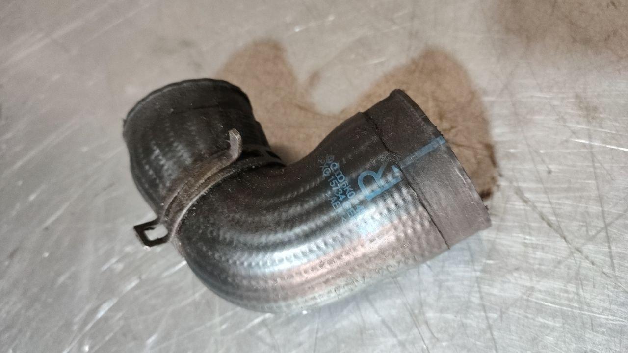 патрубок интеркулера Volkswagen Golf 4 поколение (1997 - 2006), 1.9 л., дизель, 6K0145838B - фото №1