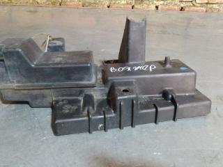 полка аккумулятора Chrysler Voyager 3 поколение (1995 - 2001), 4716740, 645776