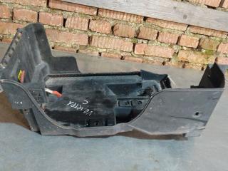 полка аккумулятора Opel Vectra C (2002 - 2005)