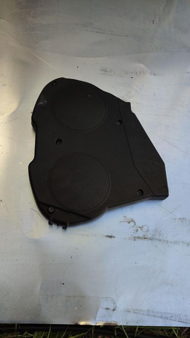 защита (кожух) ремня ГРМ Peugeot 407 1 поколение (2004 - 2010), 2.0 л., бензин, 9634025780, 9628311080 - фото №1