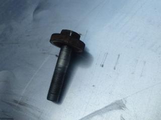 болт двигателя Peugeot 407 1 поколение (2004 - 2010), 2.0 л., бензин