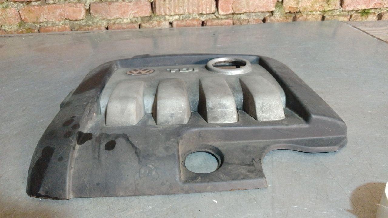 декоративная крышка двигателя Volkswagen Touran 1 поколение (2003 - 2006), 1.9 л., дизель, 03G103925AJ, 03G103925AN - фото №1