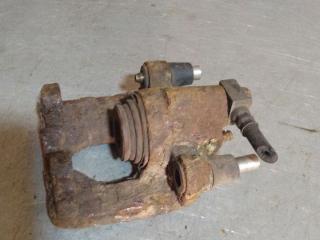 суппорт Chrysler Sebring 2 поколение 2002