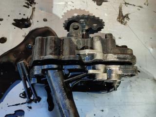 насос масляный Renault Espace 4 поколение (2002 - 2006), 2.2 л., дизель, 8200121093