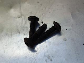 болт Renault Master 2 поколение (1998 - 2003), 2.2 л., дизель