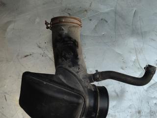 патрубок воздушного фильтра Kia Magentis 2 поколение (2006 - 2008), 2.0 л., бензин, 281382G100