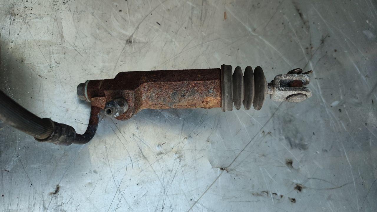 цилиндр сцепления рабочий Kia Magentis 2 поколение 2007, 2.0 л., бензин - фото №1