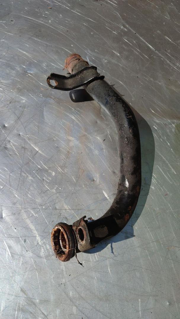 трубка охлаждающей жидкости Dodge Caravan 4 поколение (2000 - 2007), 3.3 л., бензин - фото №1