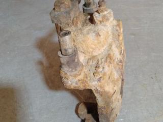 суппорт Chrysler Sebring 2 поколение 2002