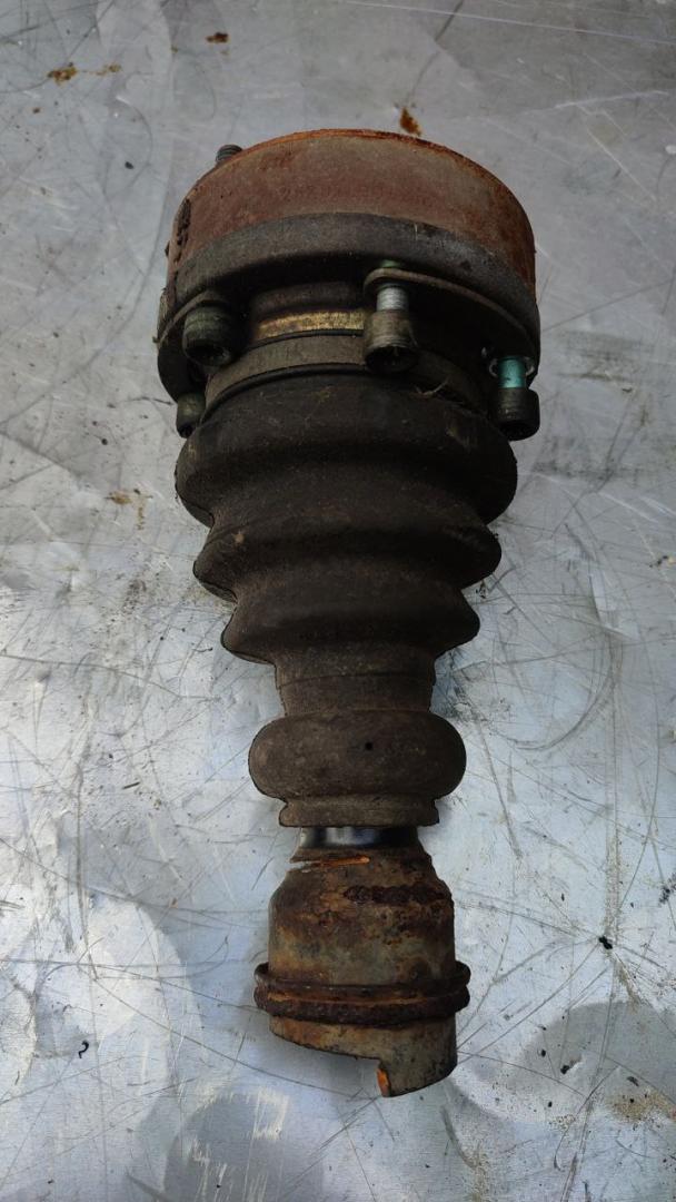 ШРУС внутренний Volkswagen Passat B5 (1996 - 2001), 0.8 л., бензин - фото №1