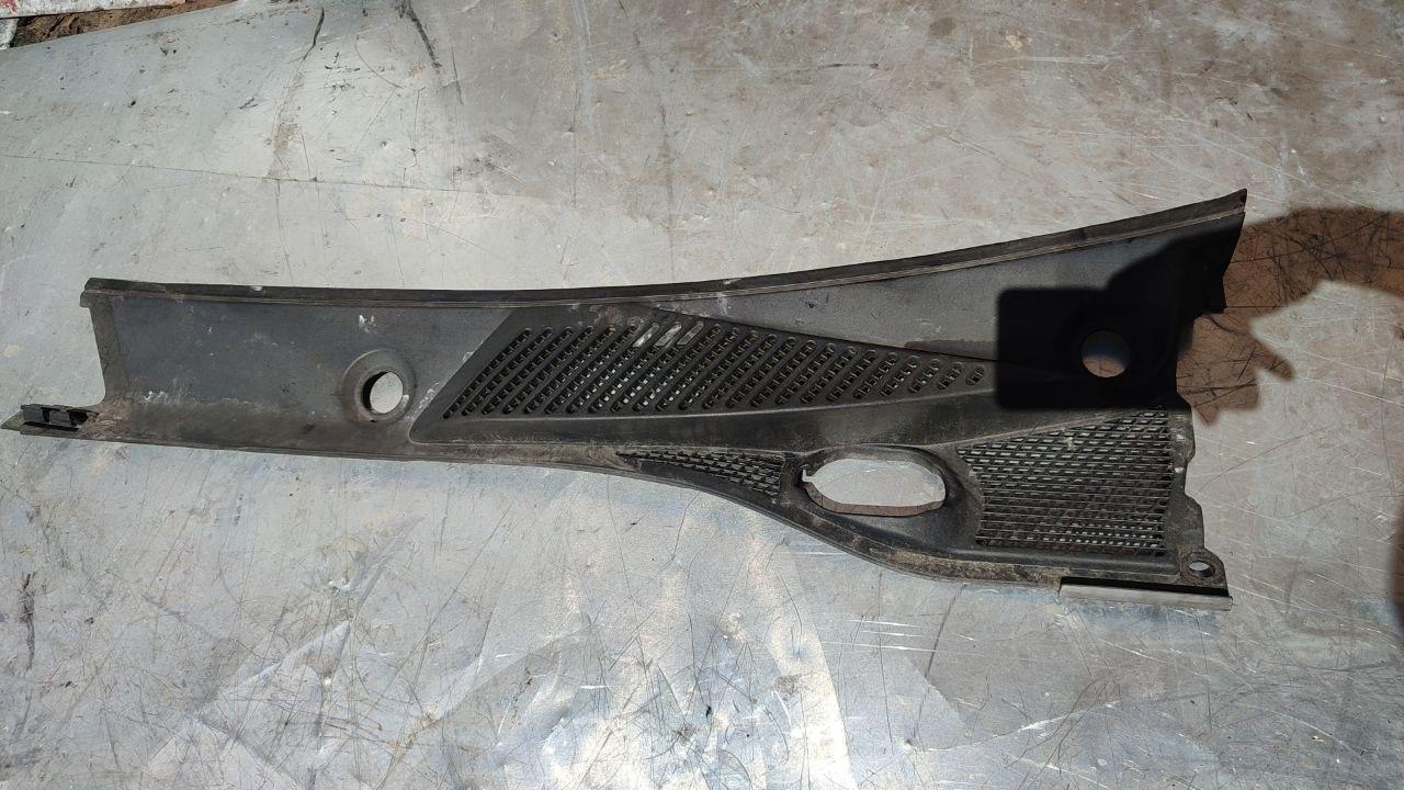 жабо дождевик Renault Symbol 1 поколение (1999 - 2002), 7700410608 - фото №1