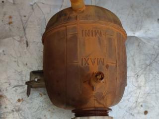 бачок расширительный Renault Symbol 1 поколение (1999 - 2002), 7700836316