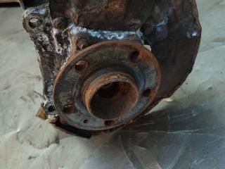 кулак поворотный правый Volvo S60 1 поколение (2000 - 2004), 2.4 л., дизель