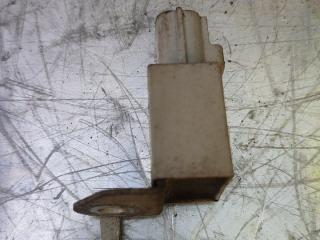 конденсатор Toyota Corolla 9 поколение (E120/E130) (2002 - 2004), 1.4 л., бензин, 9098004165