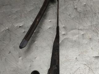 поводок задний Dodge Caravan 4 поколение (2000 - 2007), 2.4 л., бензин, МКПП, 04717712AA