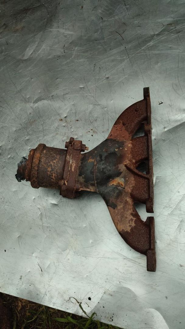 коллектор выпускной Dodge Caravan 4 поколение (2000 - 2007), 2.4 л., бензин, 04781254AA - фото №1