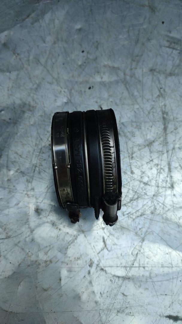 патрубок воздушного фильтра Mercedes-Benz C-Класс W204/S204 (2006 - 2011), 1.8 л., бензин, A2710920696, 2710920696 - фото №1