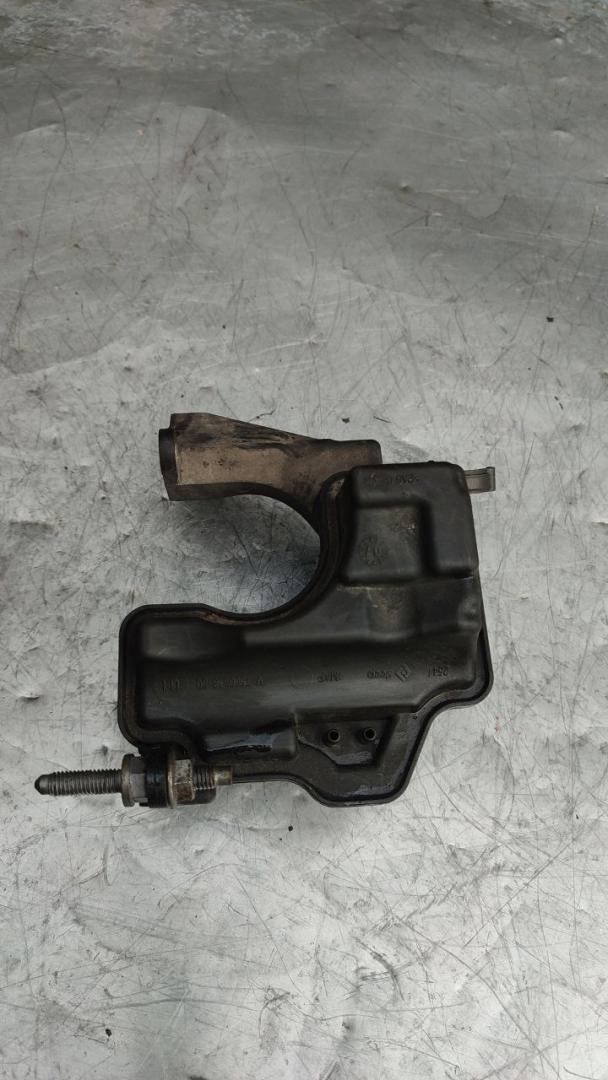 ресивер Peugeot 207 1 поколение (2006 - 2009), 1.6 л., бензин, МКПП, V7560916 - фото №1