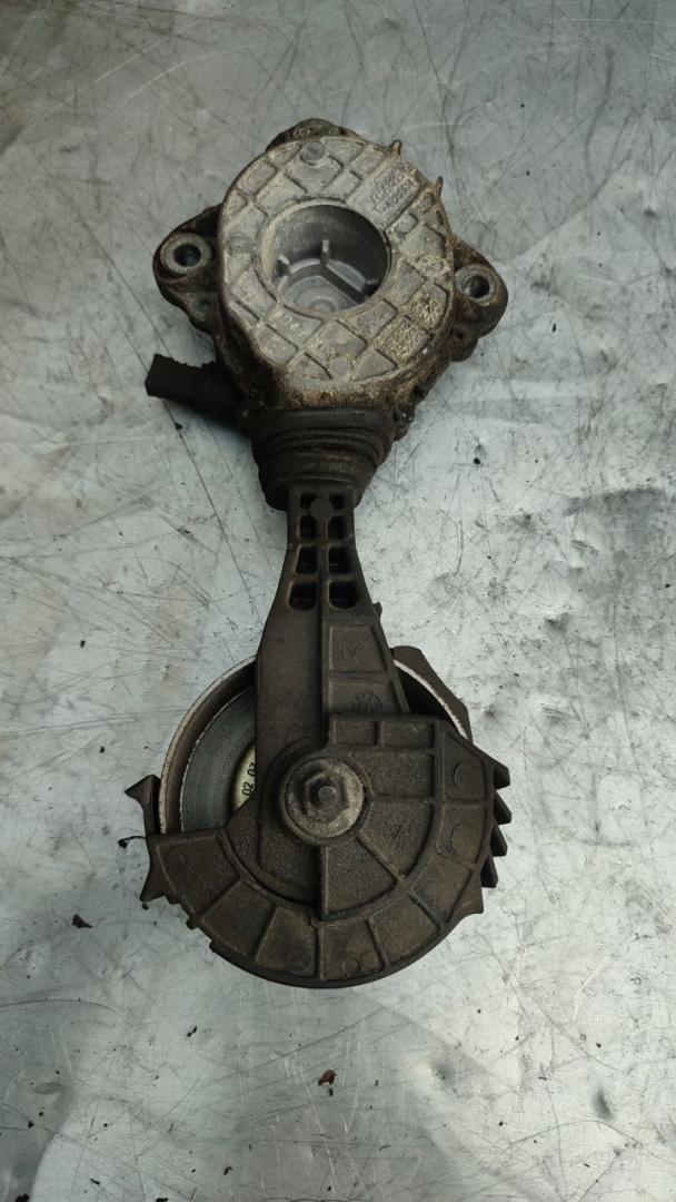 ролик натяжителя Peugeot 207 1 поколение (2006 - 2009), 1.6 л., бензин, V754884880 - фото №1