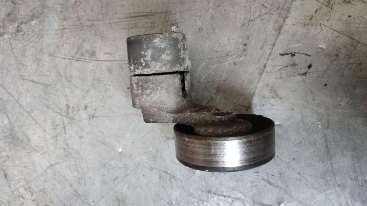 ролик натяжителя Hyundai Santa Fe 2 поколение (CM) (2005 - 2010), 2.7 л., бензин - фото №1