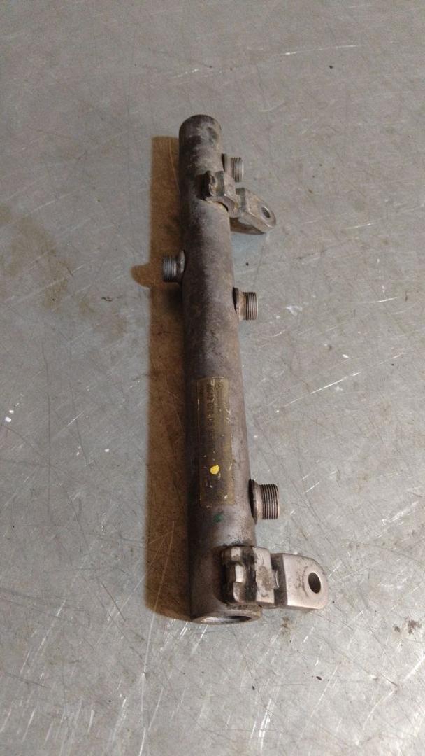 топливная рампа Mercedes-Benz Sprinter 2 поколение (W906) (2006 - 2014), 3.0 л., дизель, A6420700695, 6420700695, 0531500068 - фото №1