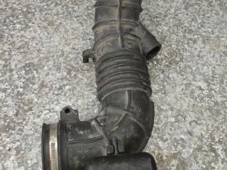 патрубок воздушного фильтра Toyota Avensis 2 поколение (T250) [рестайлинг] (2006 - 2009), 178810H040