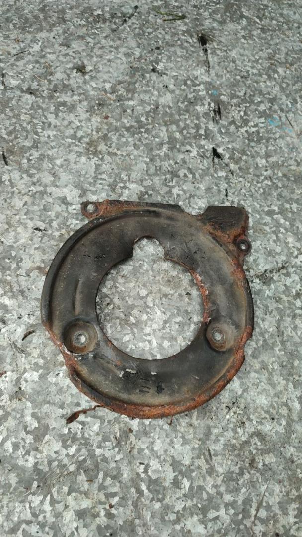 защита (кожух) ремня ГРМ Volkswagen Caddy 3 поколение (2004 - 2010), 2.0 л., дизель - фото №1