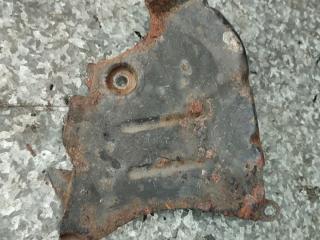 защита (кожух) ремня ГРМ Volkswagen Caddy 3 поколение (2004 - 2010), 2.0 л., дизель