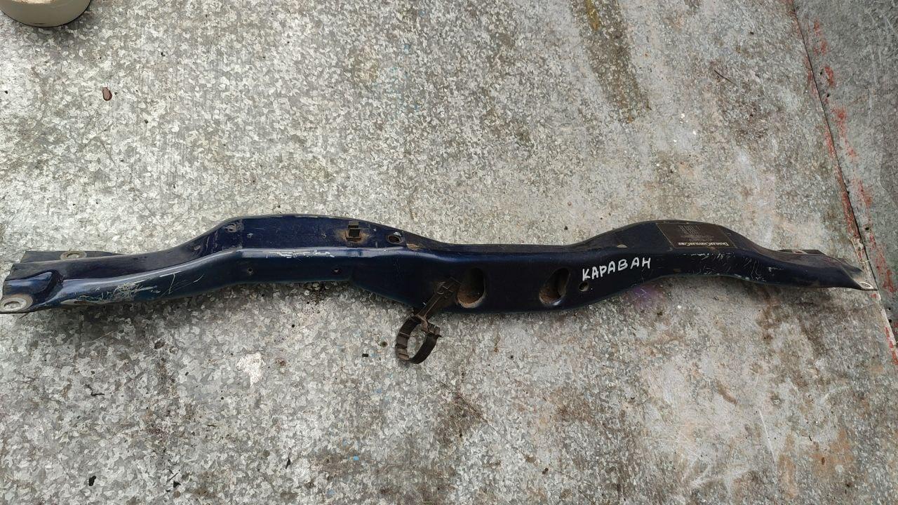 накладка (воздуховод) на телевизор Dodge Caravan 4 поколение (2000 - 2007), 2.4 л., бензин, 4860439AC - фото №1