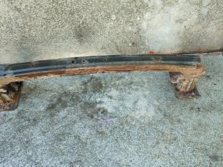 усилитель бампера переднего Ford Fiesta 5 поколение (2001 - 2007)