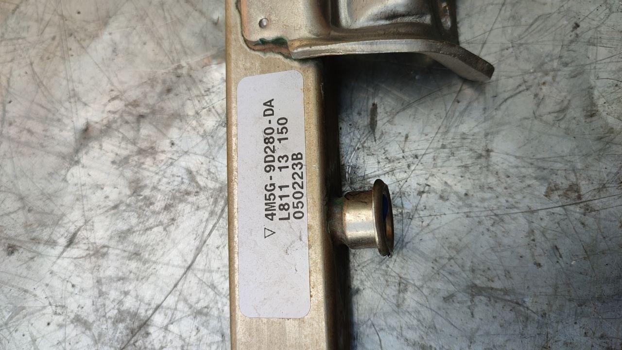 топливная рампа Ford Focus 2 поколение (2004 - 2008), 2.0 л., бензин, 4M5G9D280DA, L81113150, 050223B - фото №1