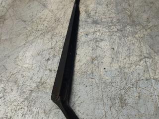 щеткодержатель (поводок стеклоочистителя, дворник) Ford Fiesta 5 поколение (2001 - 2007), 2S6117526AC