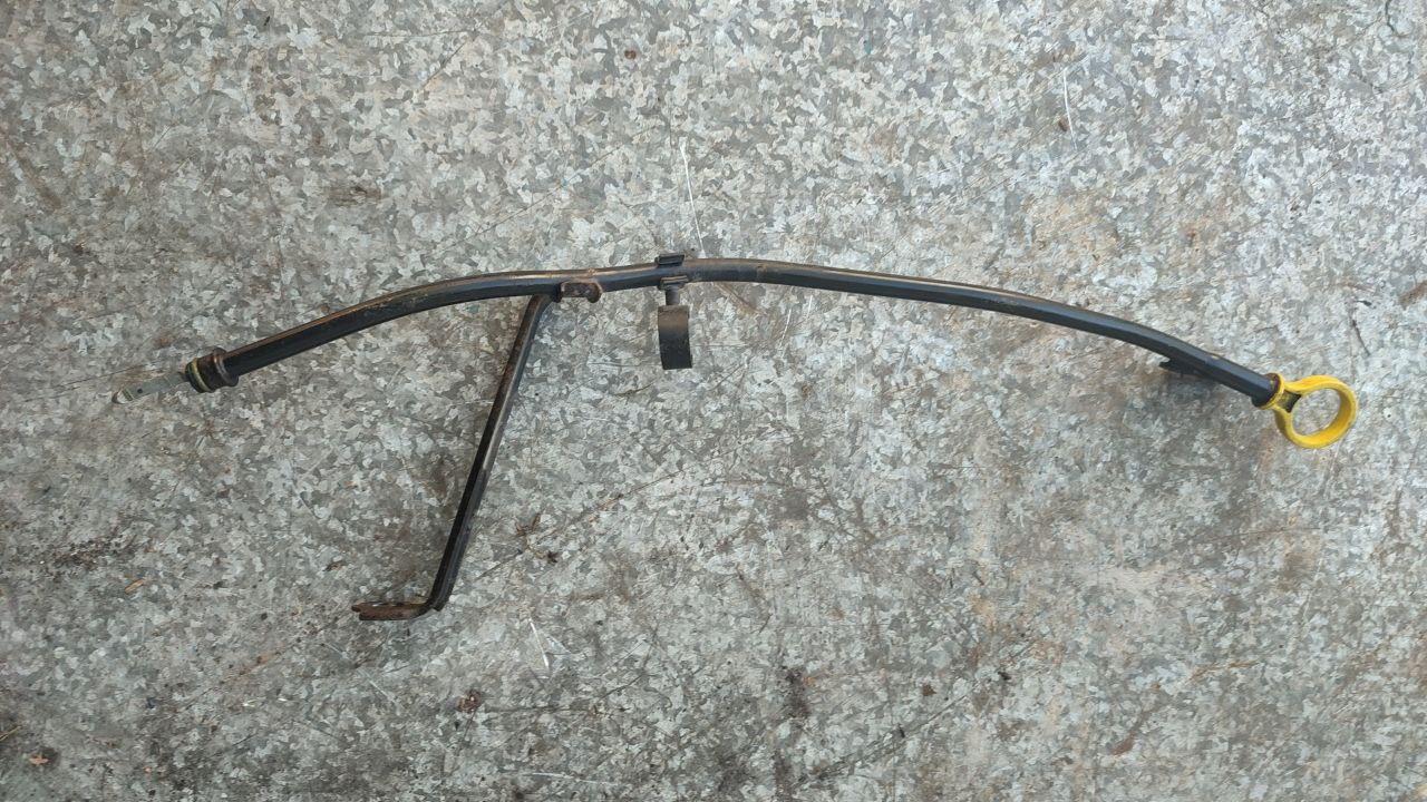 щуп двигателя Ford Focus 2 поколение (2004 - 2008), 2.0 л., бензин, 4M5G6750EA - фото №1