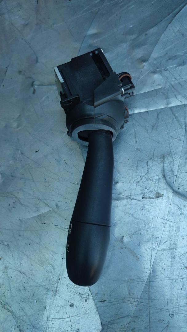 переключатель поворотов Rover 75 1 поколение (1999 - 2004), XPC100142LNF - фото №1