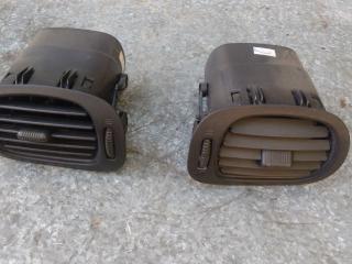 дефлектор обдува салона Dodge Caravan 4 поколение (2000 - 2007), 0SC95TRMAA