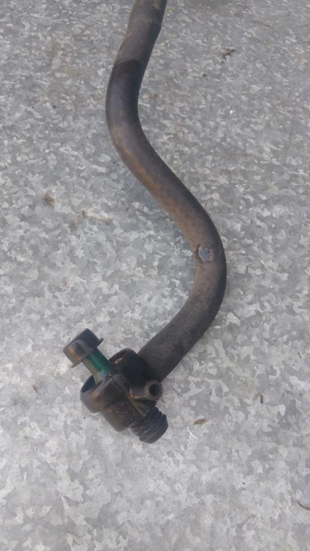 трубка топливная Dodge Caravan 4 поколение (2000 - 2007), 2.8 л., дизель - фото №1