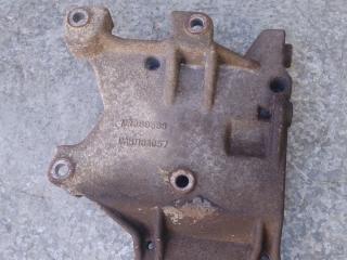 кронштейн компрессора кондиционера Mitsubishi Lancer 9 поколение (2003 - 2010), 1.6 л., бензин, MR360566, CAB116A057