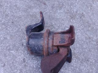 подушка крепления двигателя Mitsubishi Lancer 9 поколение (2003 - 2010), 1.6 л., бензин