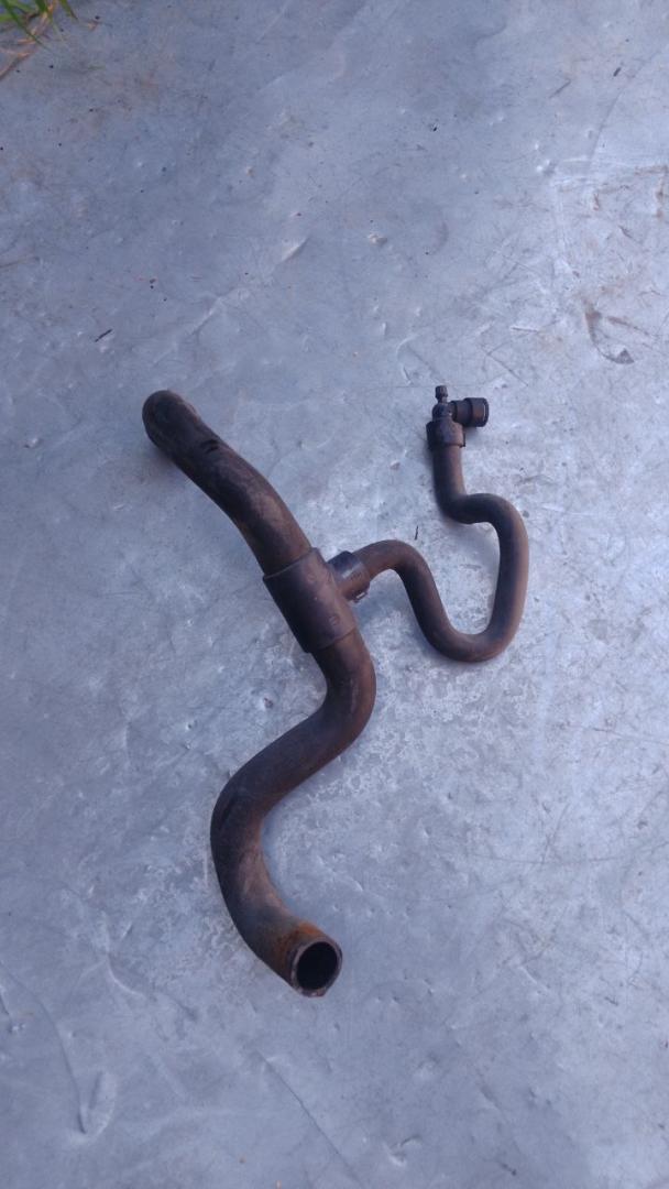 патрубок радиатора Peugeot 307 1 поколение 2005, 2.0 л., дизель - фото №1