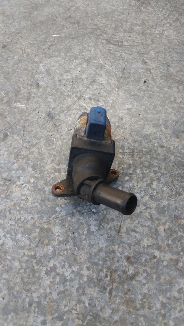 помпа Peugeot 307 1 поколение 2005, 2.0 л., дизель - фото №1